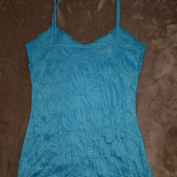 Tank top - Picture 2 of 3